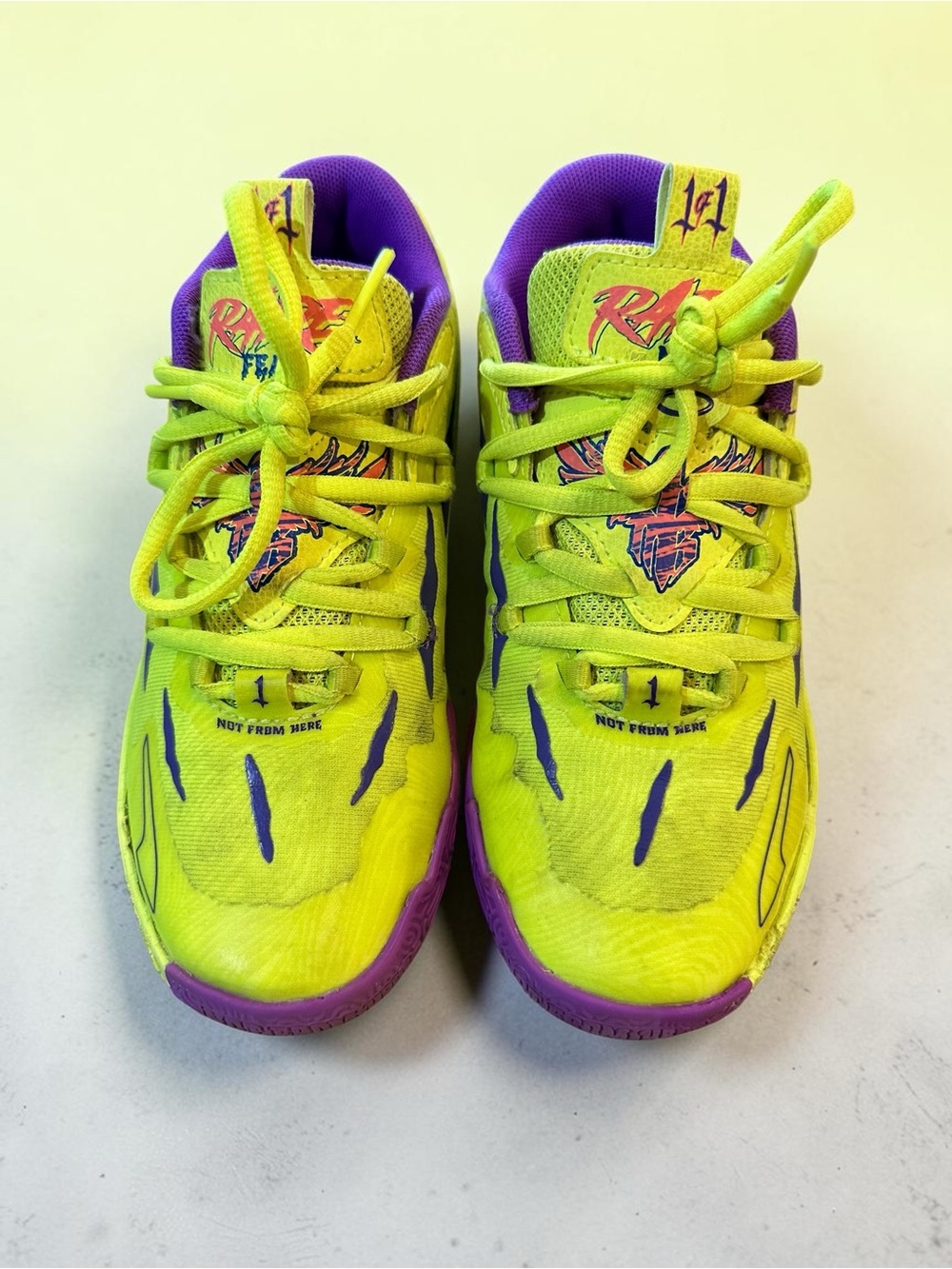 PUMA x LaMelo Ball MB.03 Spark Kids Basketball Shoes Size 1Y 309955-01
